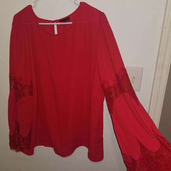 Red blouse - Picture 1 of 3